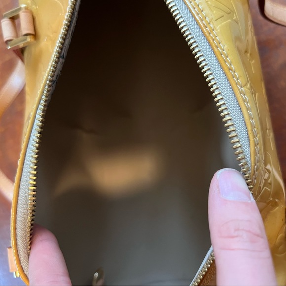 Louis Vuitton Vernis Bedford Papillon handbag - Picture 9 of 14